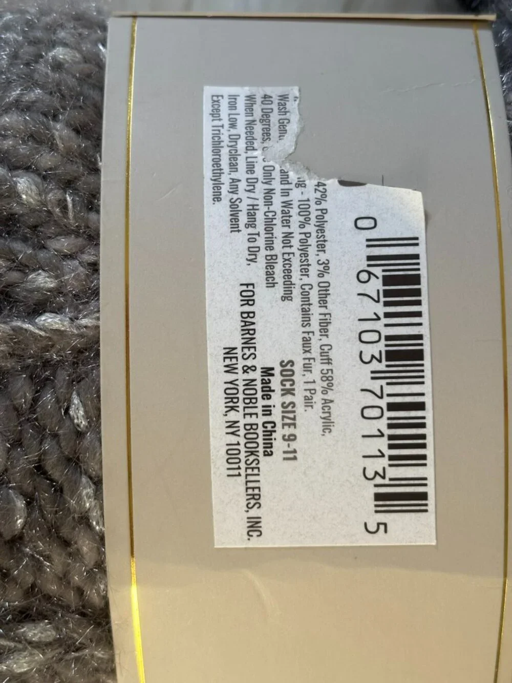 NWT Barnes & Noble Reading Socks Faux Sherpa Lining Knit Fuzzy Metallic 9-11